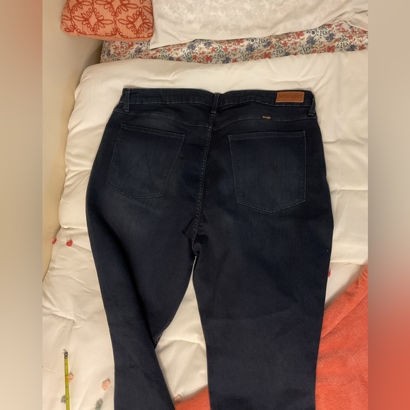 NWT Women’s Wrangler High Rise Unforgettable Skinny Jeans Size 24 - Picture 8 of 11